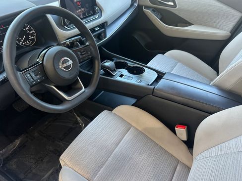 Used 2023 Nissan Rogue SV FWD image 11