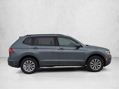 Used 2020 Volkswagen Tiguan S image 4