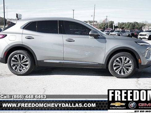 New 2025 Buick Envision Preferred image 8