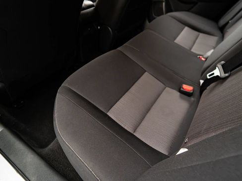 Used 2025 Nissan Sentra SV FWD image 21
