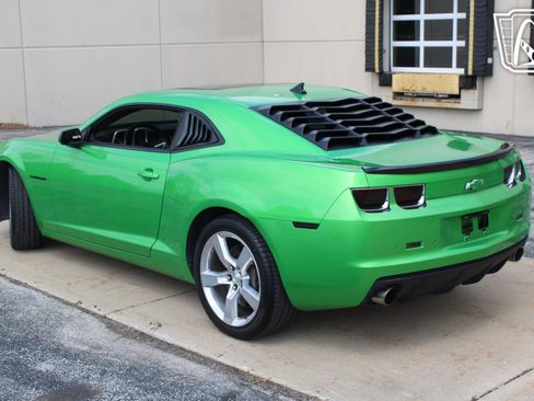 Used 2011 Chevrolet Camaro SS w/ RS Package RWD image 7