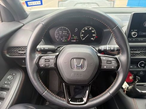 Used 2025 Honda HR-V Sport image 16