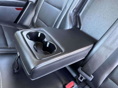 Used 2021 Ford Escape SEL w/ Technology Package image 17