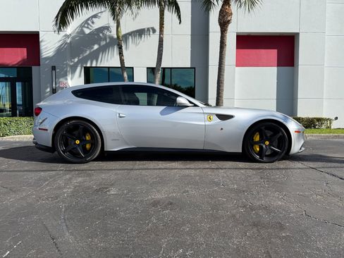 Used 2012 Ferrari FF image 2
