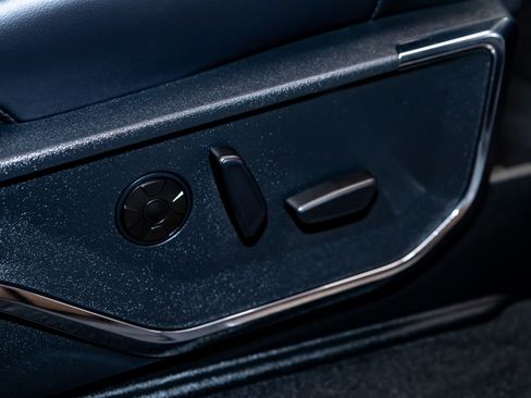 Used 2025 Ford F350 XL image 31