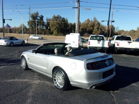 Used 2013 Ford Mustang GT w/ Security Pkg RWD image 8