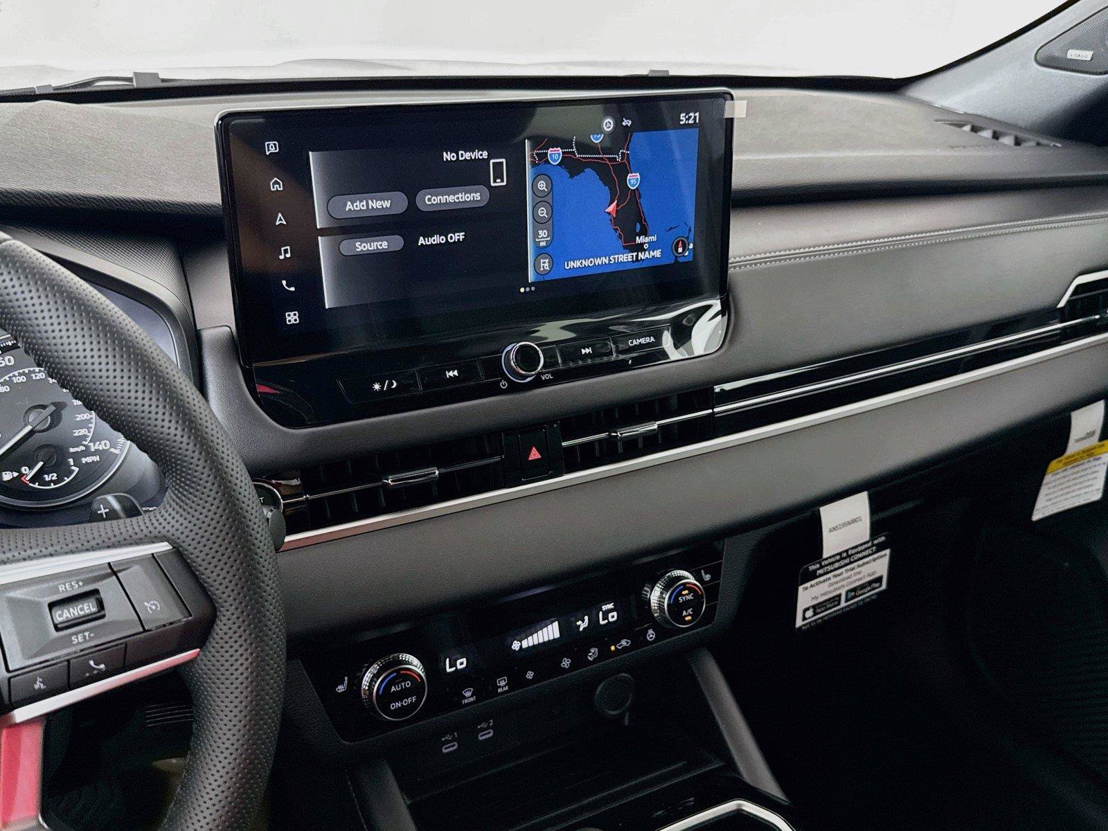 New 2026 Mitsubishi Outlander SE FWD image 13