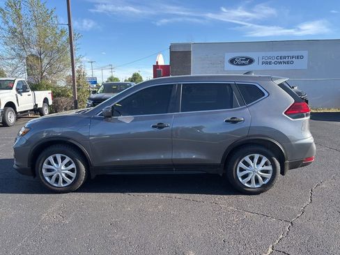 Used 2017 Nissan Rogue S FWD image 8
