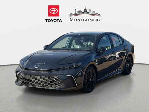 New 2026 Toyota Camry SE FWD image 7