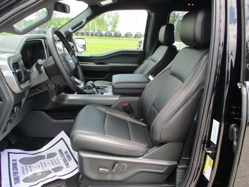 Used 2025 Ford F150 Lariat w/ Equipment Group 502A High AWD/4WD image 20