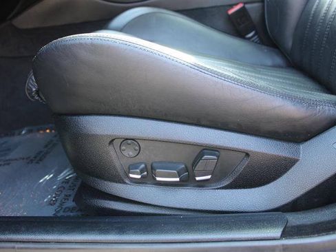 Used 2013 BMW M5 RWD image 11