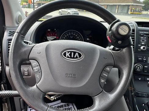 Used 2012 Kia Sedona EX w/ Luxury Pkg FWD image 27