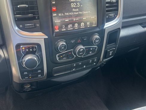 Used 2016 RAM 1500 Big Horn AWD/4WD image 11
