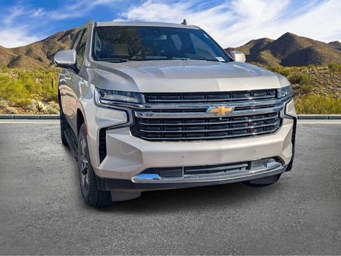 Used 2019 Chevrolet Tahoe LT image 3