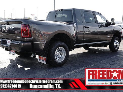 New 2026 RAM 3500 Laramie w/ Max Tow Package image 5