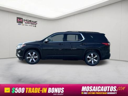 Used 2021 Chevrolet Traverse LT w/ LT Premium Package AWD/4WD image 4