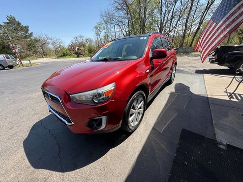 Used 2015 Mitsubishi Outlander Sport SE image 4