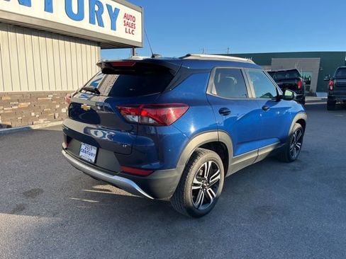 Used 2022 Chevrolet TrailBlazer LT AWD/4WD image 11