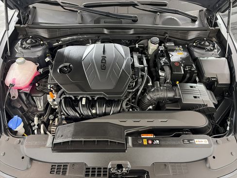 Used 2025 Hyundai Sonata SE image 11