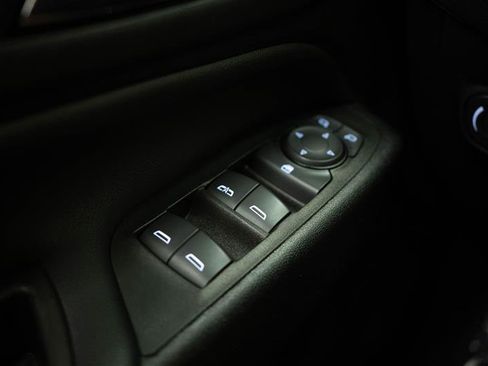 Used 2023 Chevrolet Equinox LT FWD image 28