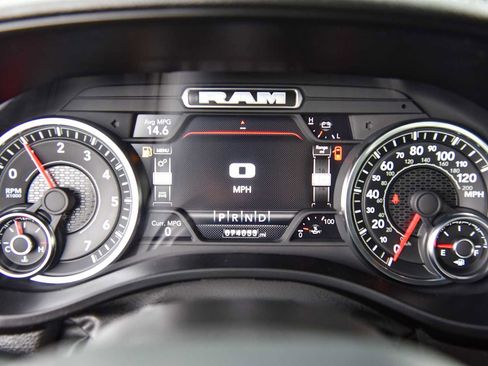 Used 2024 RAM 1500 Laramie AWD/4WD image 16