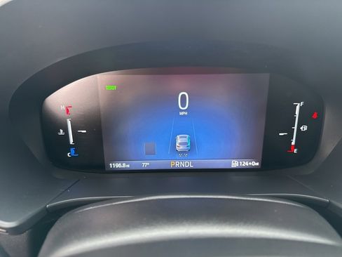 Used 2025 Ford Escape SE image 17