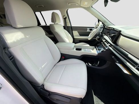 New 2026 Hyundai Santa Fe SE image 27