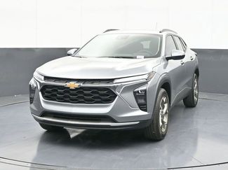 New 2026 Chevrolet Trax LT w/ Driver Confidence Package FWD video 2