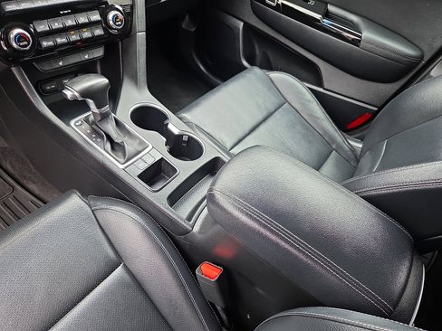 Used 2020 Kia Sportage EX FWD image 25