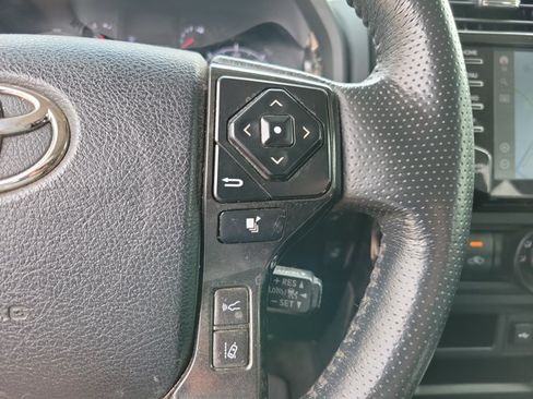 Used 2023 Toyota 4Runner 40th Anniversary SE AWD/4WD image 19