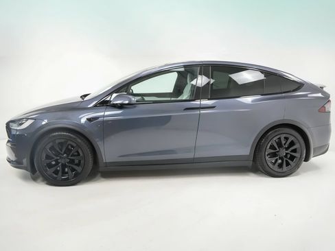 Used 2022 Tesla Model X Plaid AWD/4WD image 2