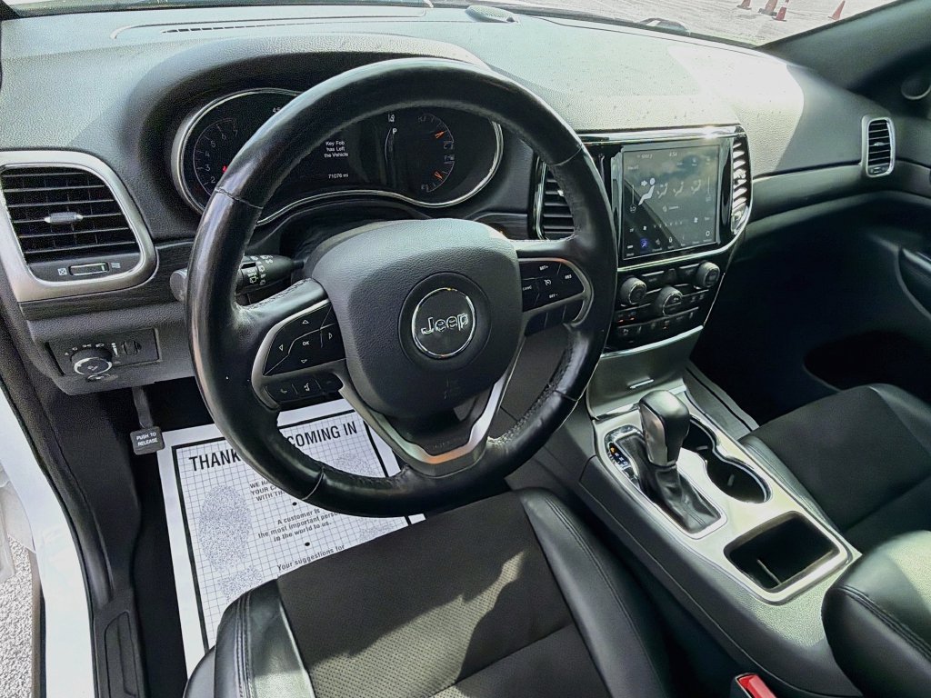 Used 2021 Jeep Grand Cherokee Laredo RWD image 25