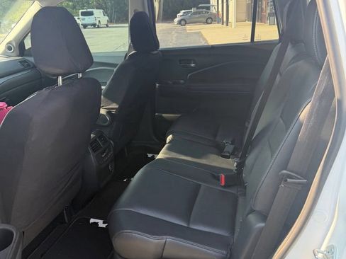Used 2022 Honda Pilot Special Edition image 10