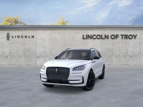 New 2026 Lincoln Corsair Premiere image 2
