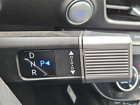 Used 2024 Hyundai Sonata SEL image 14