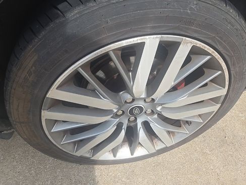 Used 2014 Land Rover Range Rover Sport HSE image 5