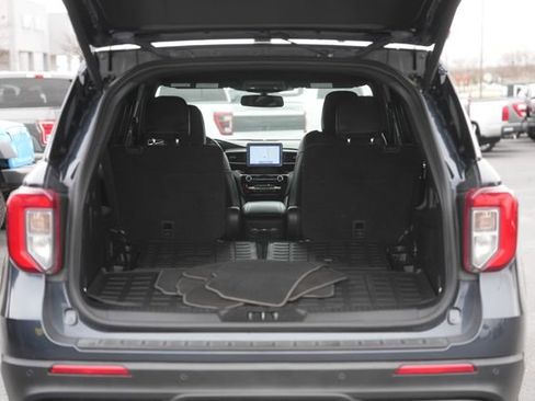 Used 2022 Ford Explorer ST image 30