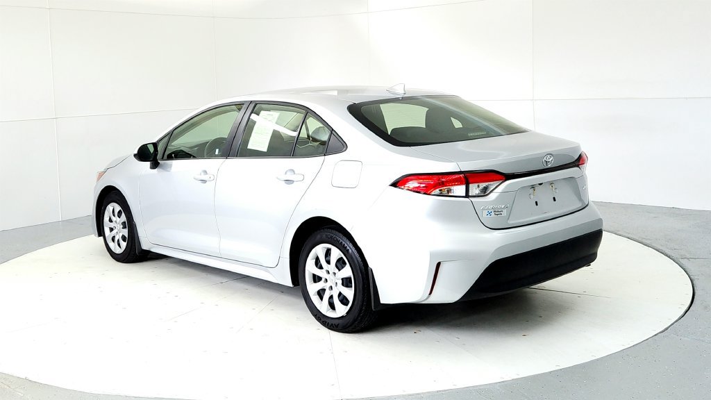 Certified 2023 Toyota Corolla LE FWD image 4