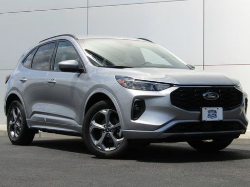 Used 2024 Ford Escape ST-Line Select AWD/4WD image 1