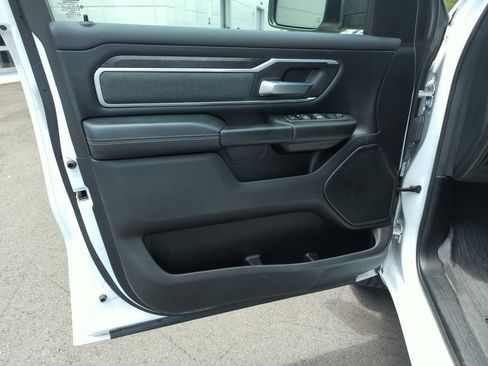 Used 2022 RAM 1500 Big Horn AWD/4WD image 18