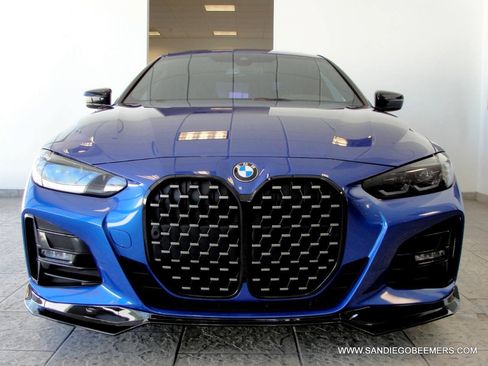 Used 2023 BMW 430i Coupe w/ M Sport Package RWD image 41