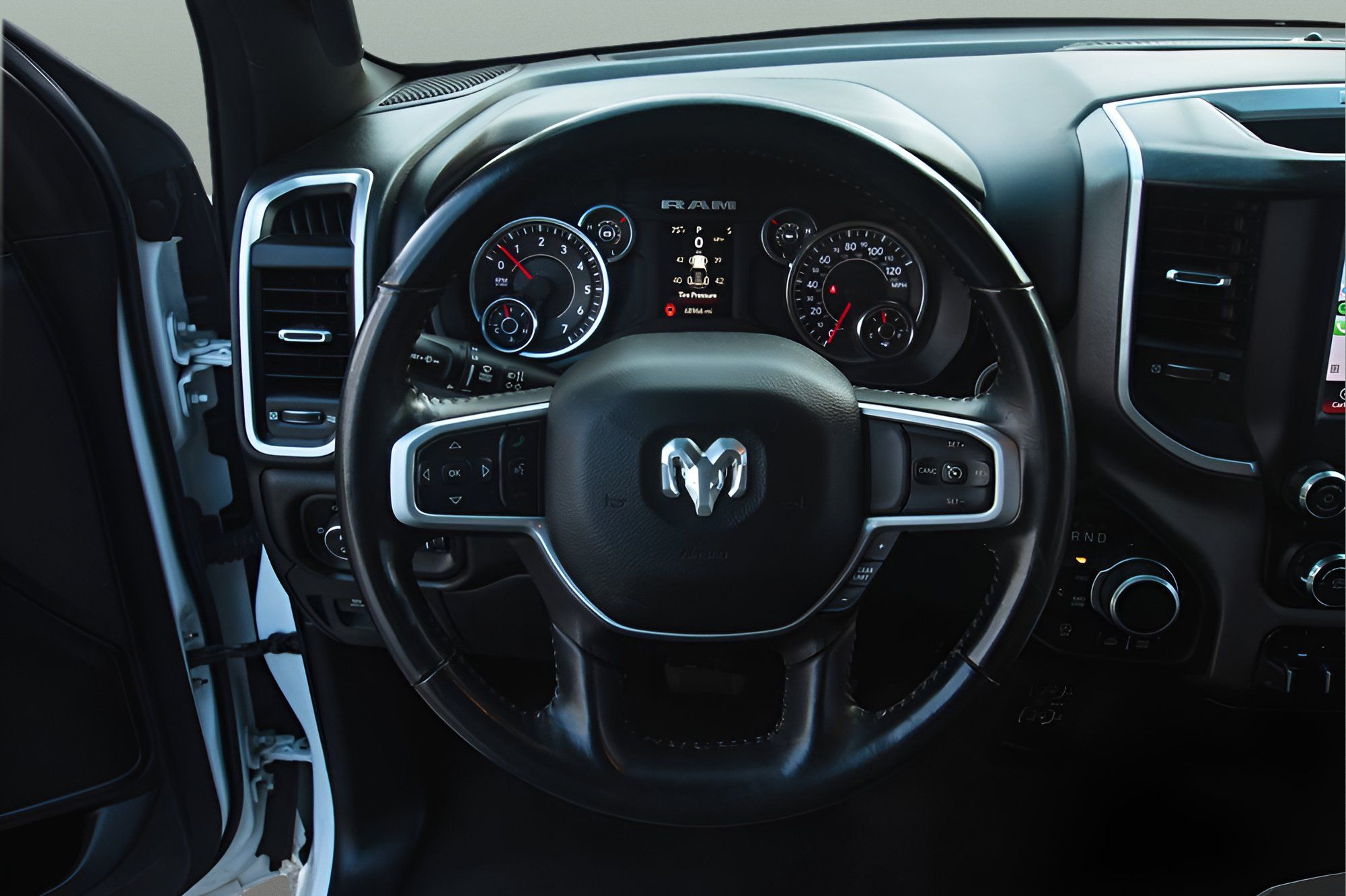 Used 2023 RAM 1500 Big Horn AWD/4WD image 27