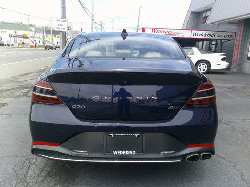 Used 2023 Genesis G70 2.0T w/ Sport Prestige Package AWD/4WD image 8