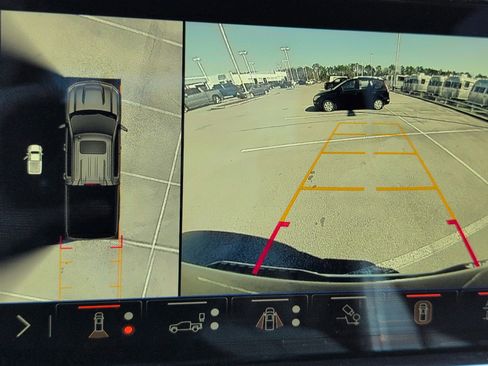 Used 2024 Chevrolet Silverado 1500 LTZ w/ LTZ Convenience Package II image 20