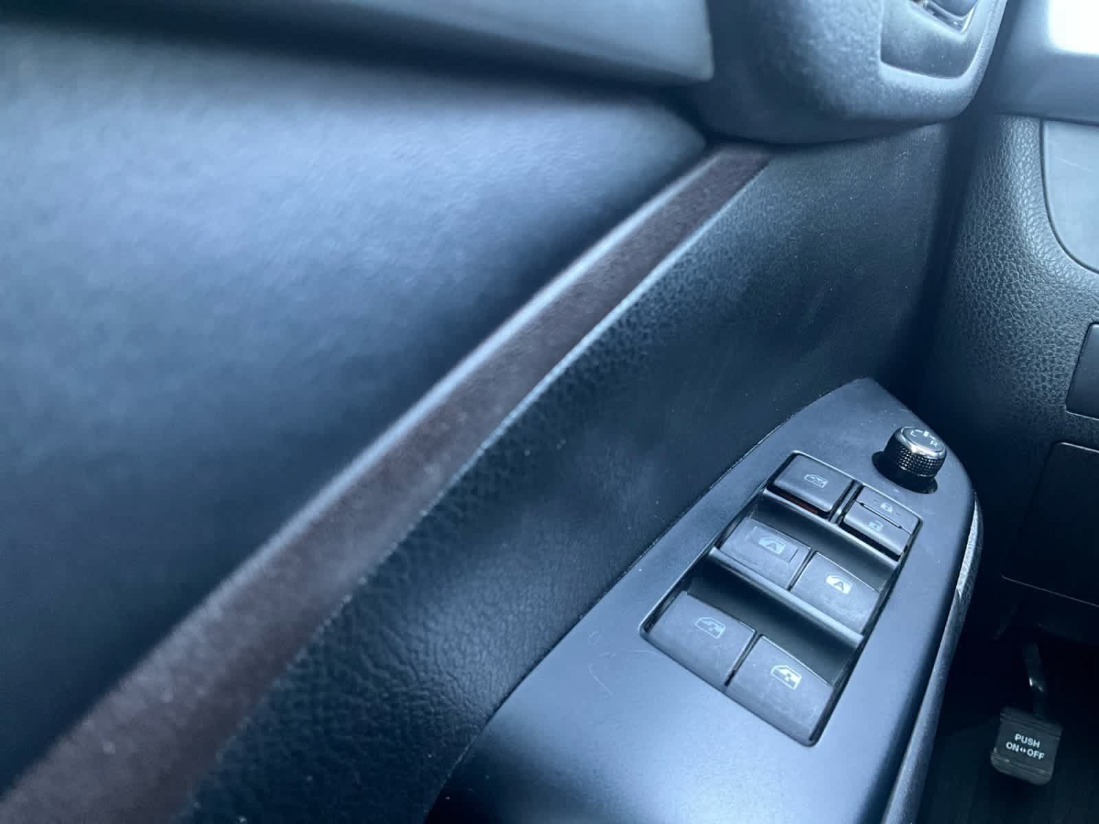 Used 2018 Toyota Highlander XLE FWD image 17