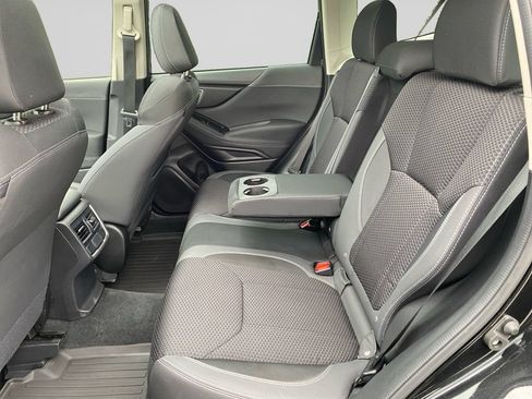 Used 2021 Subaru Forester Premium AWD/4WD image 19