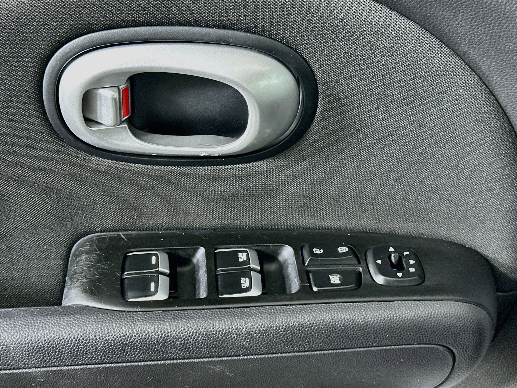 Used 2019 Kia Soul + FWD image 15