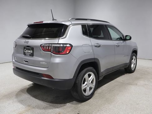 Certified 2023 Jeep Compass Latitude w/ Convenience Group AWD/4WD image 3