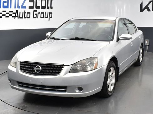 Used 2006 Nissan Altima 2.5 S w/ (P01) Special Edition Pkg FWD image 1