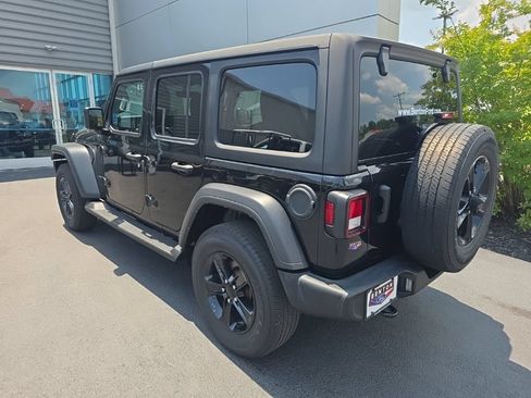 Used 2021 Jeep Wrangler Unlimited Sport AWD/4WD image 12